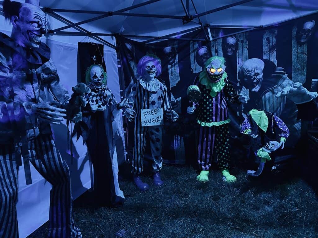 Bellevue Times » Haunted House(s) on Logan Avenue Enters Third Year » July 21, 2026
